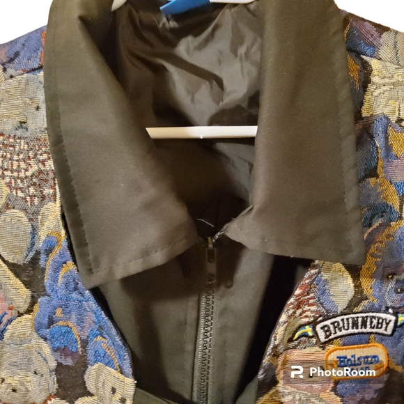 Fivelgene Bear Tapestry Vest Barn Jacket - Picture 7 of 8